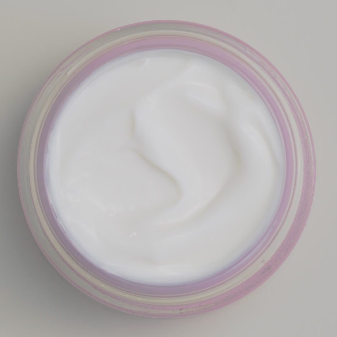 560 LUMIN'ÉCLAT Beautifying Cream