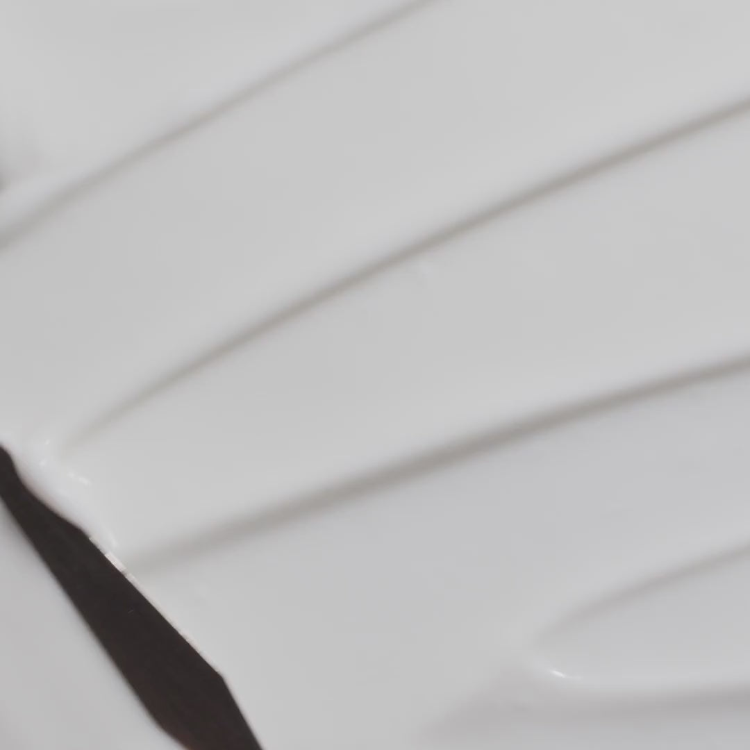 930 SOURCE D’ÉNERGIE Silky Energizing Body Milk